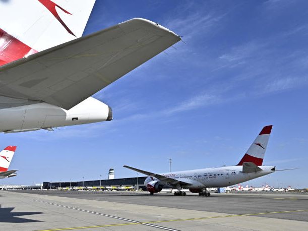 Am Wiener Flughafen fand am Donnerstag eine große Krisenübung statt. Am Wiener Flughafen fand am Donnerstag eine große Krisenübung statt.