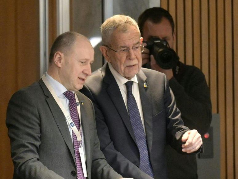 Der ukrainische Botschafter appellierte an Österreichs Parlamentarier.