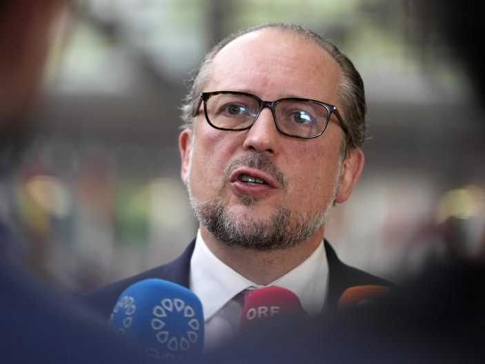 Außenminister Alexander Schallenberg (ÖVP) fordert von der EU mehr Druck auf die Länder beim Thema illegale Migration. Außenminister Alexander Schallenberg (ÖVP) fordert von der EU mehr Druck auf die Länder beim Thema illegale Migration.