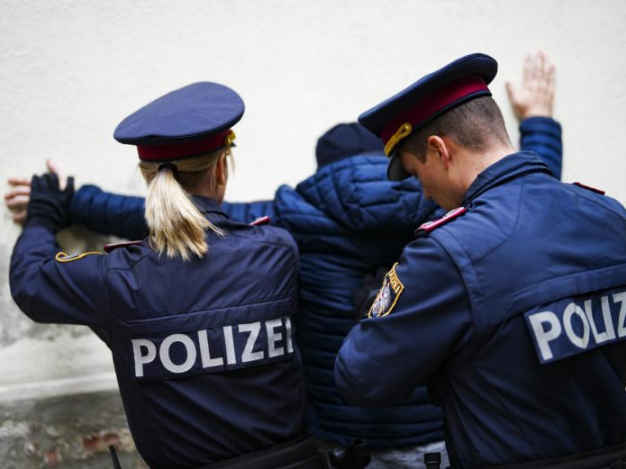 Ein 30-Jähriger bedrohte seine Ex in Wien-Wieden mit dem Umbringen.