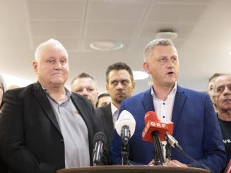 Die Gewerkschaft beharrt beim Metaller-KV zumindest auf einen Teuerungsausgleich. Die Gewerkschaft beharrt beim Metaller-KV zumindest auf einen Teuerungsausgleich.