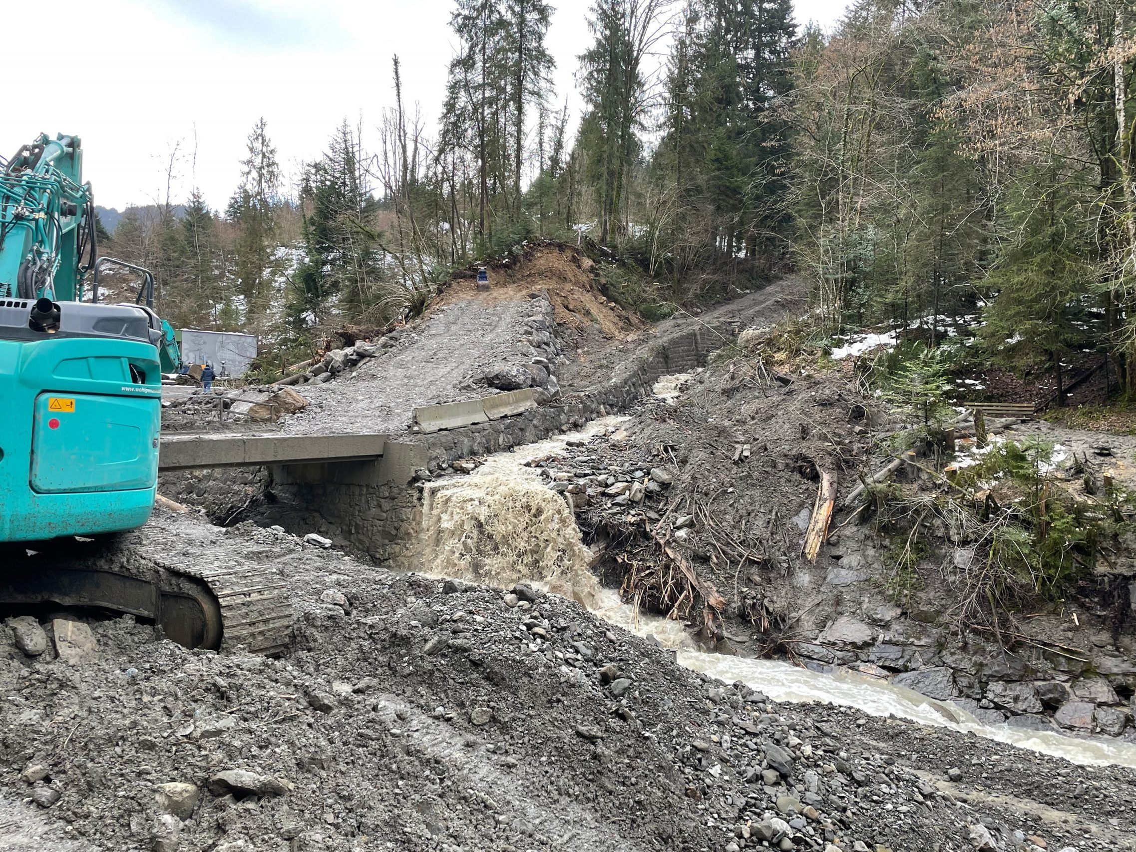 Behelfsbrücke beim Conrad Sohm wird diese Woche aufgebaut