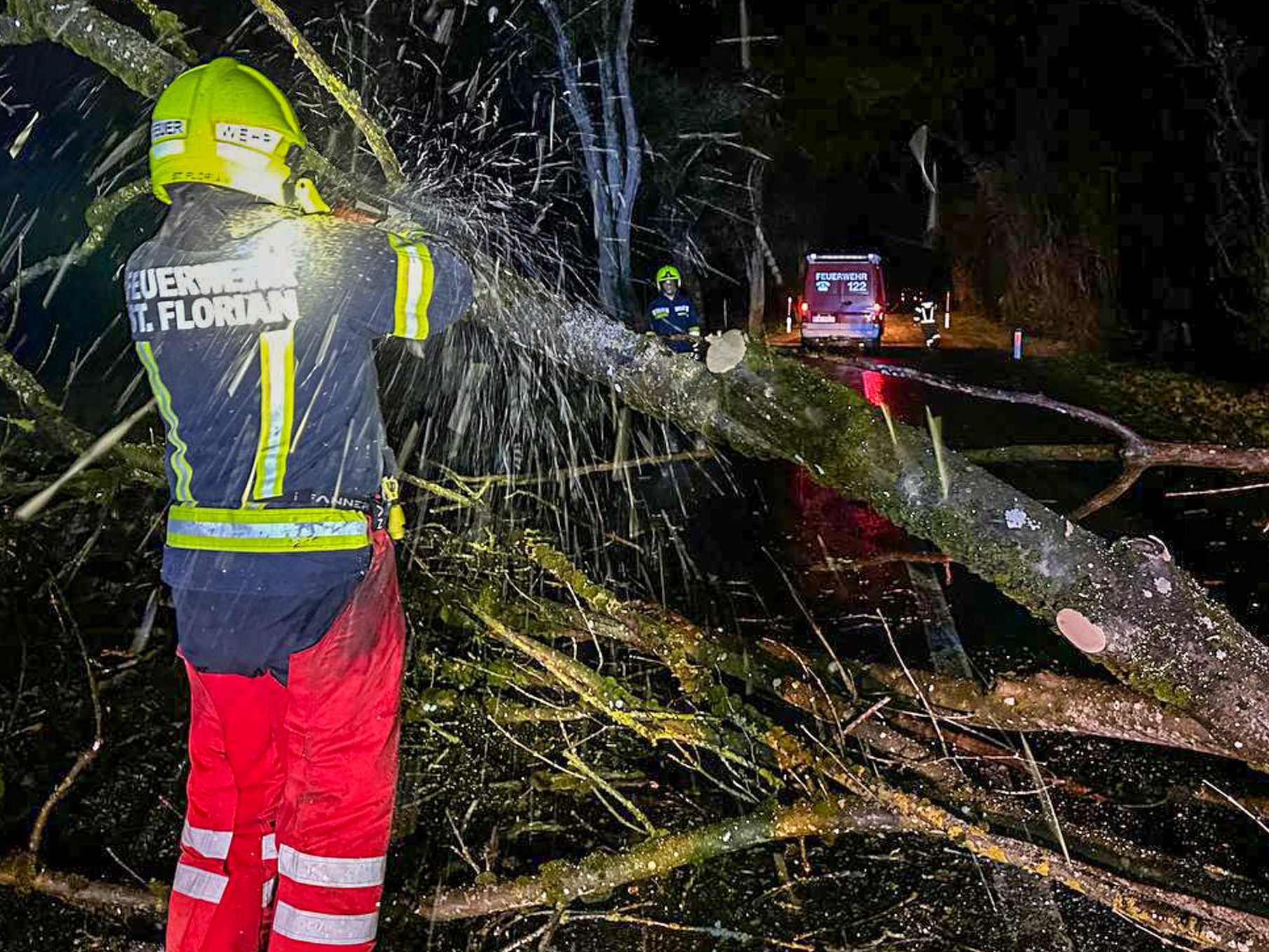 Das Sturmtief "Zoltan" fegte über Österreich hinweg. Das Sturmtief "Zoltan" fegte über Österreich hinweg.