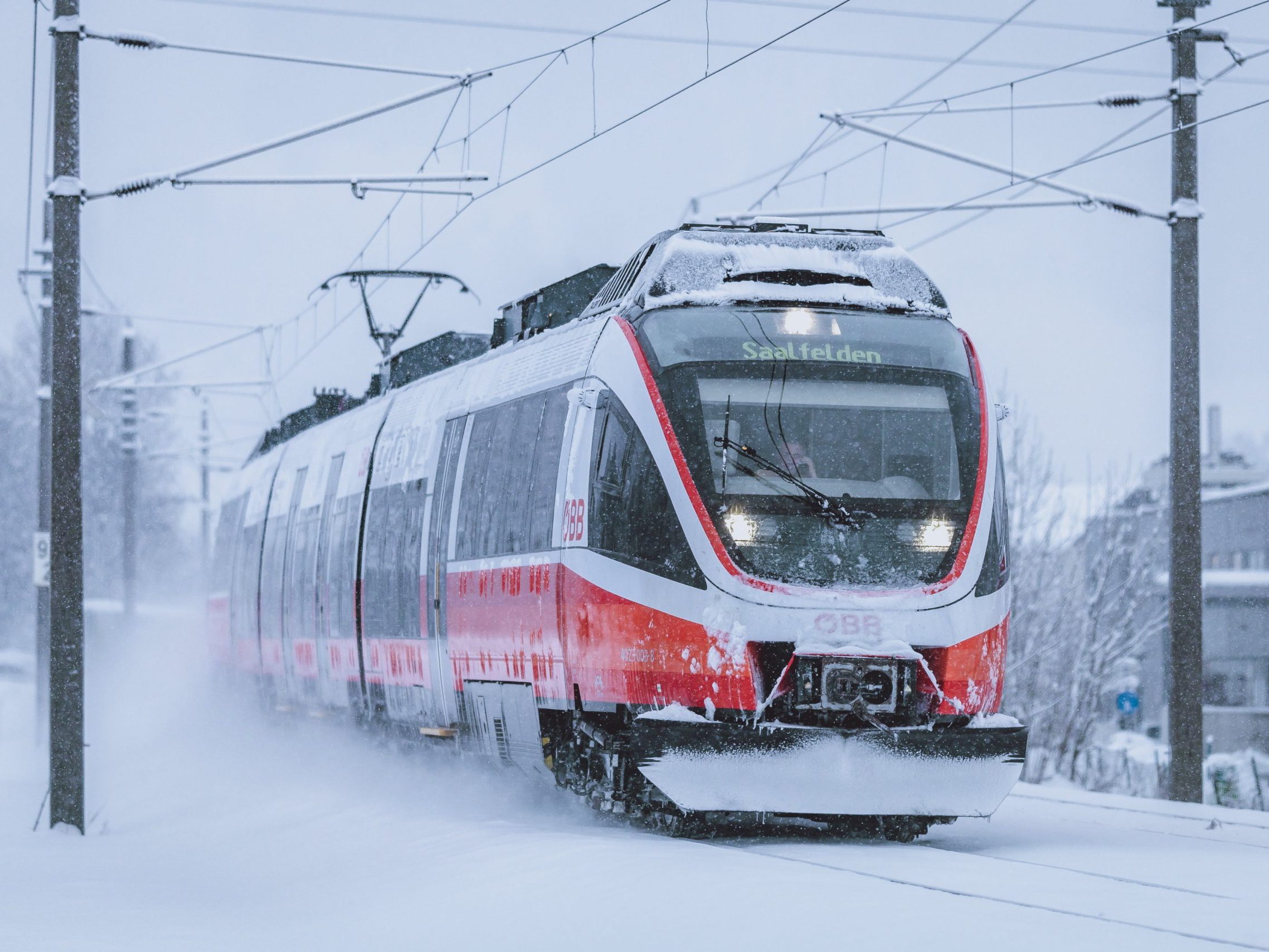 Auch beim Weihnachtsverkehr herrscht bei der ÖBB weiterhin Chaos.
