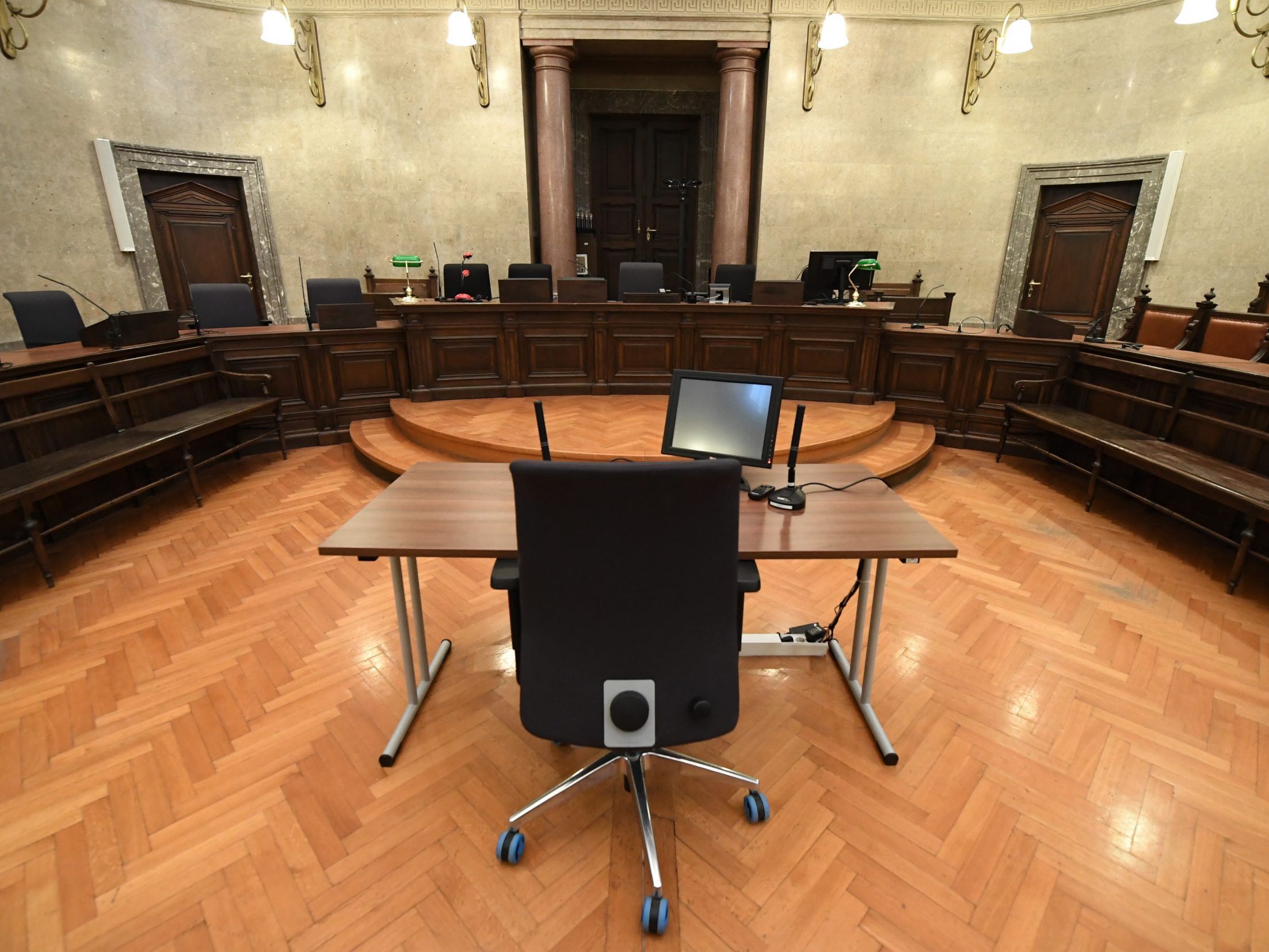 Der 17-Jährige befindet sich in U-Haft. Der 17-Jährige befindet sich in U-Haft.