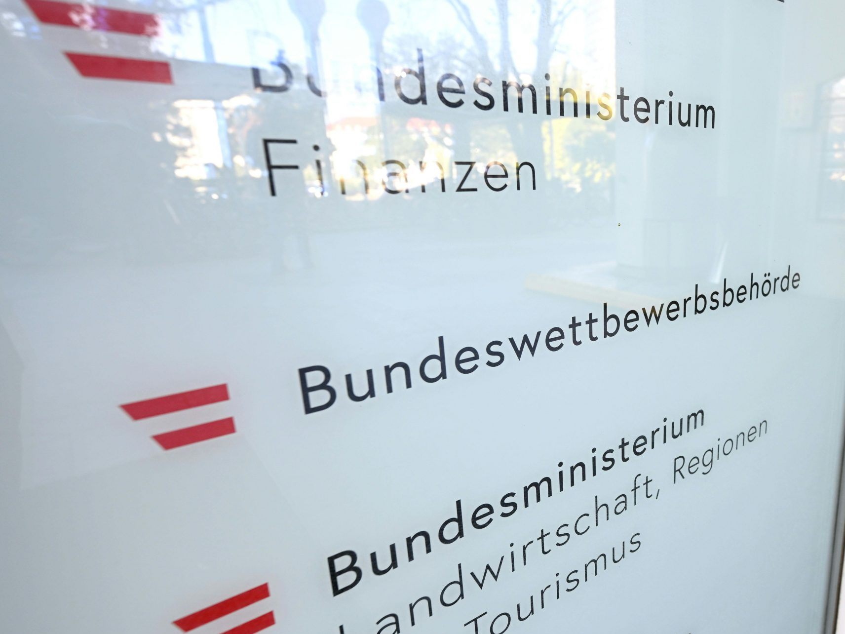 Die Kompetenzen der Bundeswettbewerbsbehörde werden gestärkt. Die Kompetenzen der Bundeswettbewerbsbehörde werden gestärkt.
