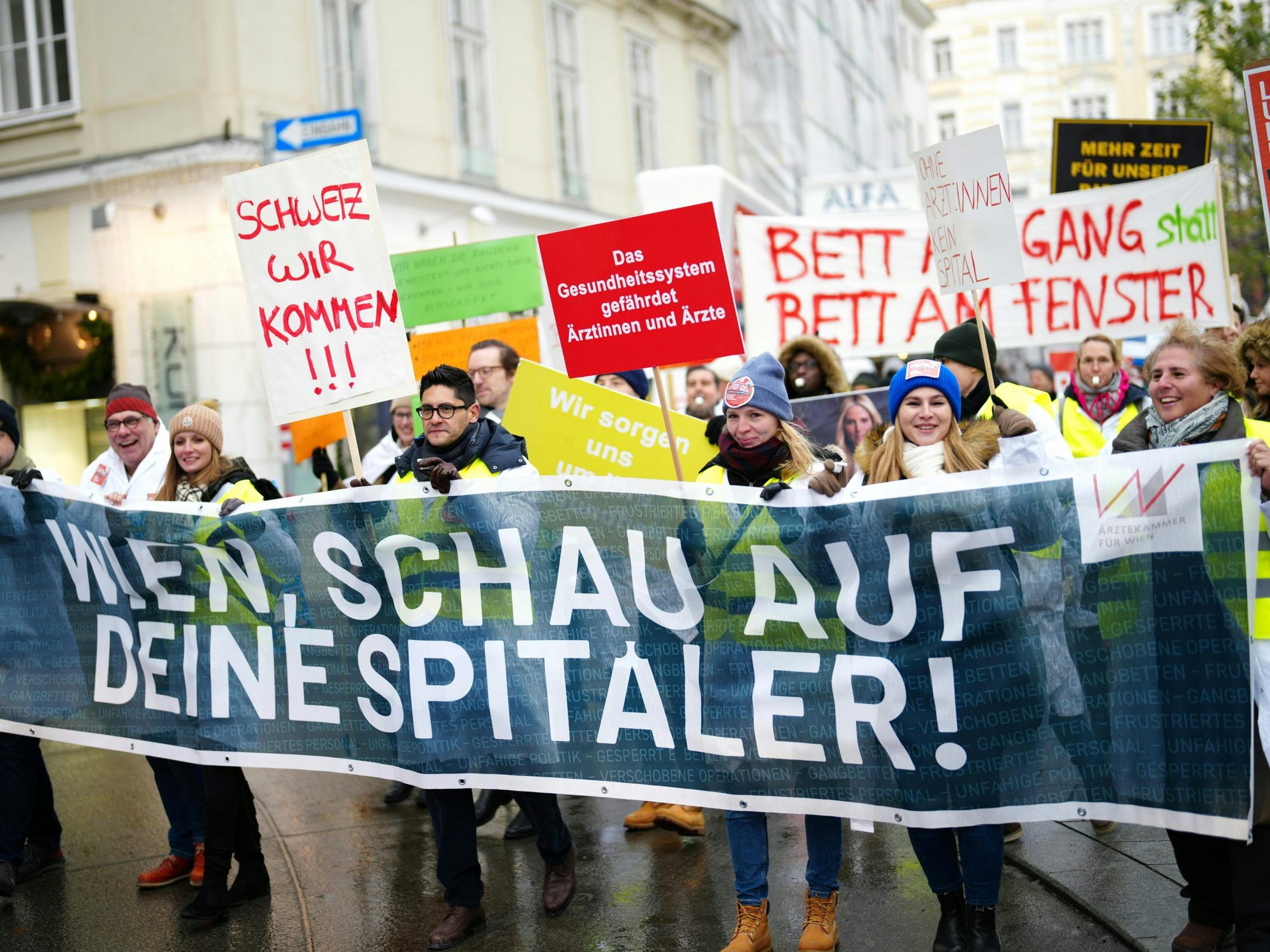 Eine Demonstration der Ärztekammer Wien. Eine Demonstration der Ärztekammer Wien.