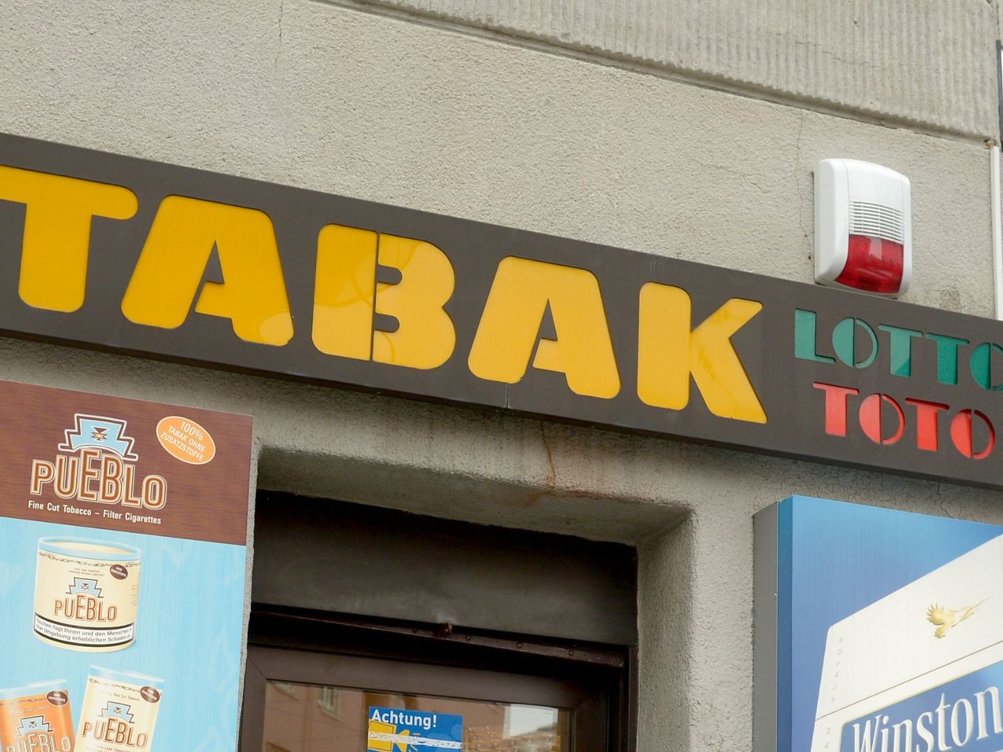 In Wien-Ottakring kam es am Mittwoch zu einem Trafik-Raub. In Wien-Ottakring kam es am Mittwoch zu einem Trafik-Raub.