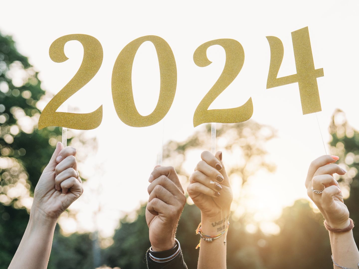 Die Österreicher starten heuer etwas zuversichtlicher, wenn auch immer noch unterdurchschnittlich optimistisch, ins neue Jahr. Die Österreicher starten heuer etwas zuversichtlicher, wenn auch immer noch unterdurchschnittlich optimistisch, ins neue Jahr.