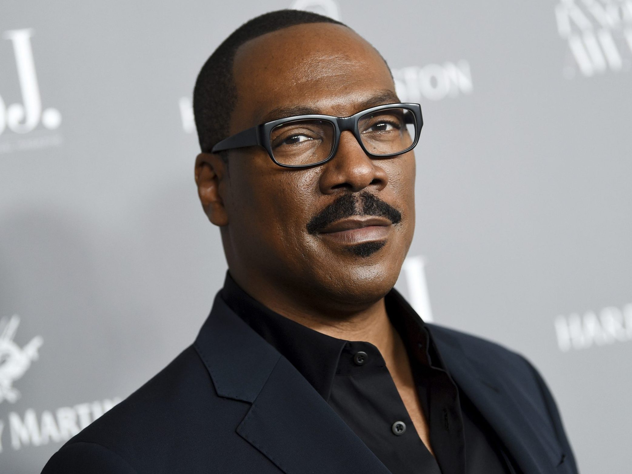 Eddie Murphy kehrt als "Beverly Hills Cop" zurück. Eddie Murphy kehrt als "Beverly Hills Cop" zurück.
