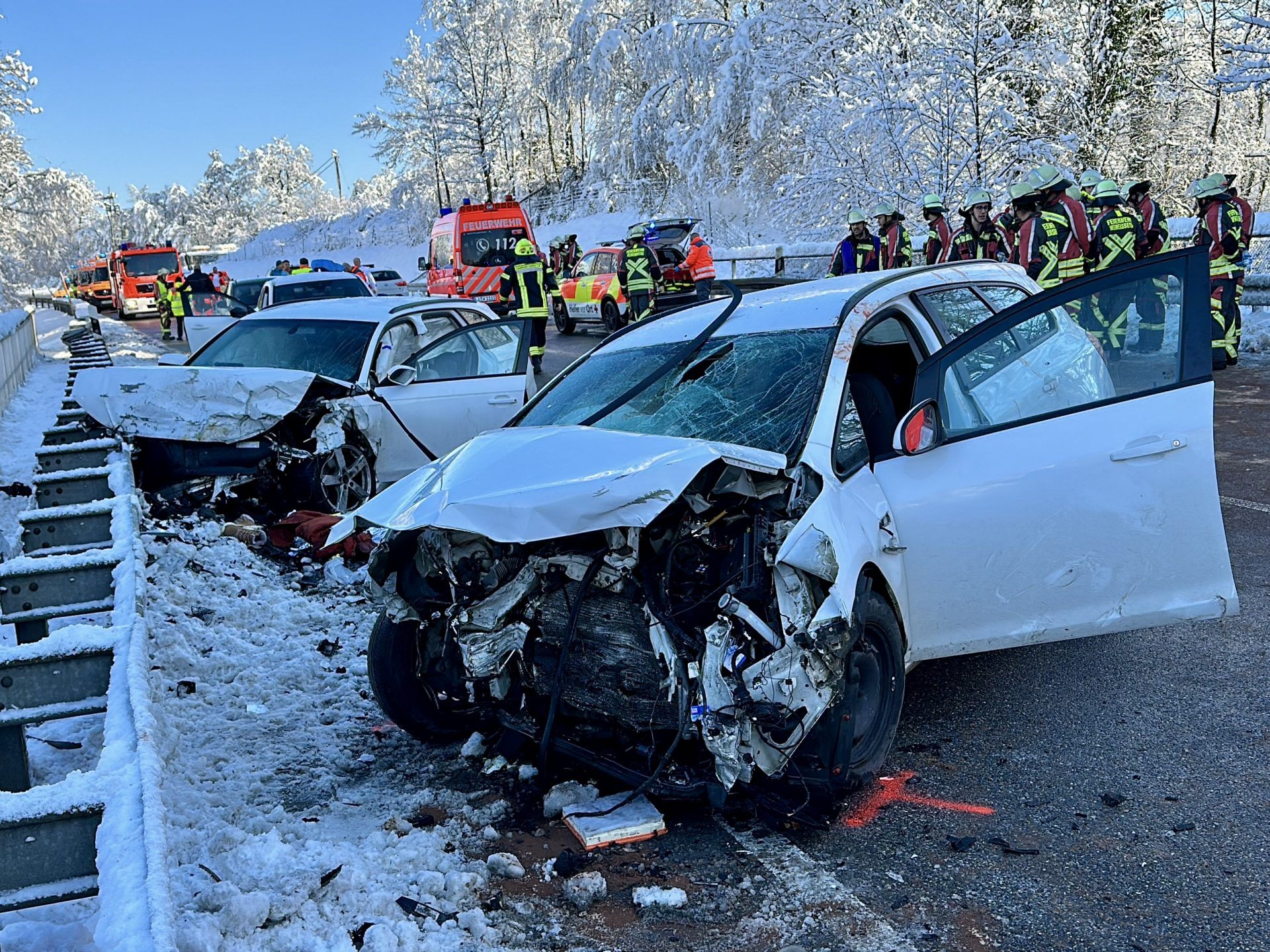 Unfall endet für Beifahrerin tödlich