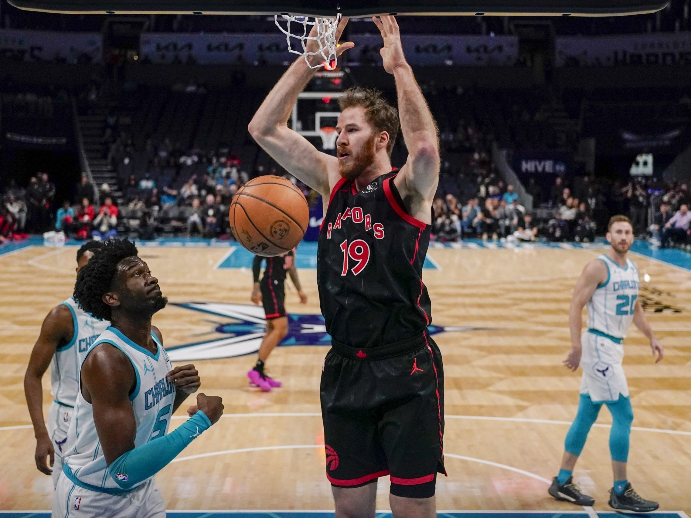 Jakob Pöltl ist vor Weihnachten mit den Toronto Raptors im Einsatz. Jakob Pöltl ist vor Weihnachten mit den Toronto Raptors im Einsatz.