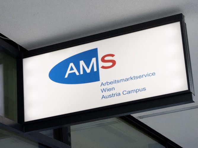 Im November 2023 ist die Arbeitslosigkeit weiter gestiegen.