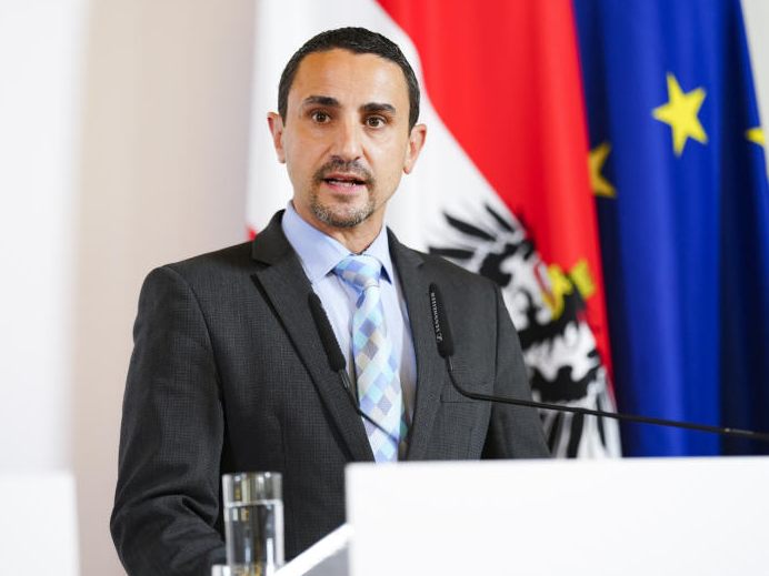 Omar Haijawi-Pirchner, Leiter der DSN, wünscht sich mehr Befugnisse, um Bedrohungen entgegentreten zu können. Omar Haijawi-Pirchner, Leiter der DSN, wünscht sich mehr Befugnisse, um Bedrohungen entgegentreten zu können.