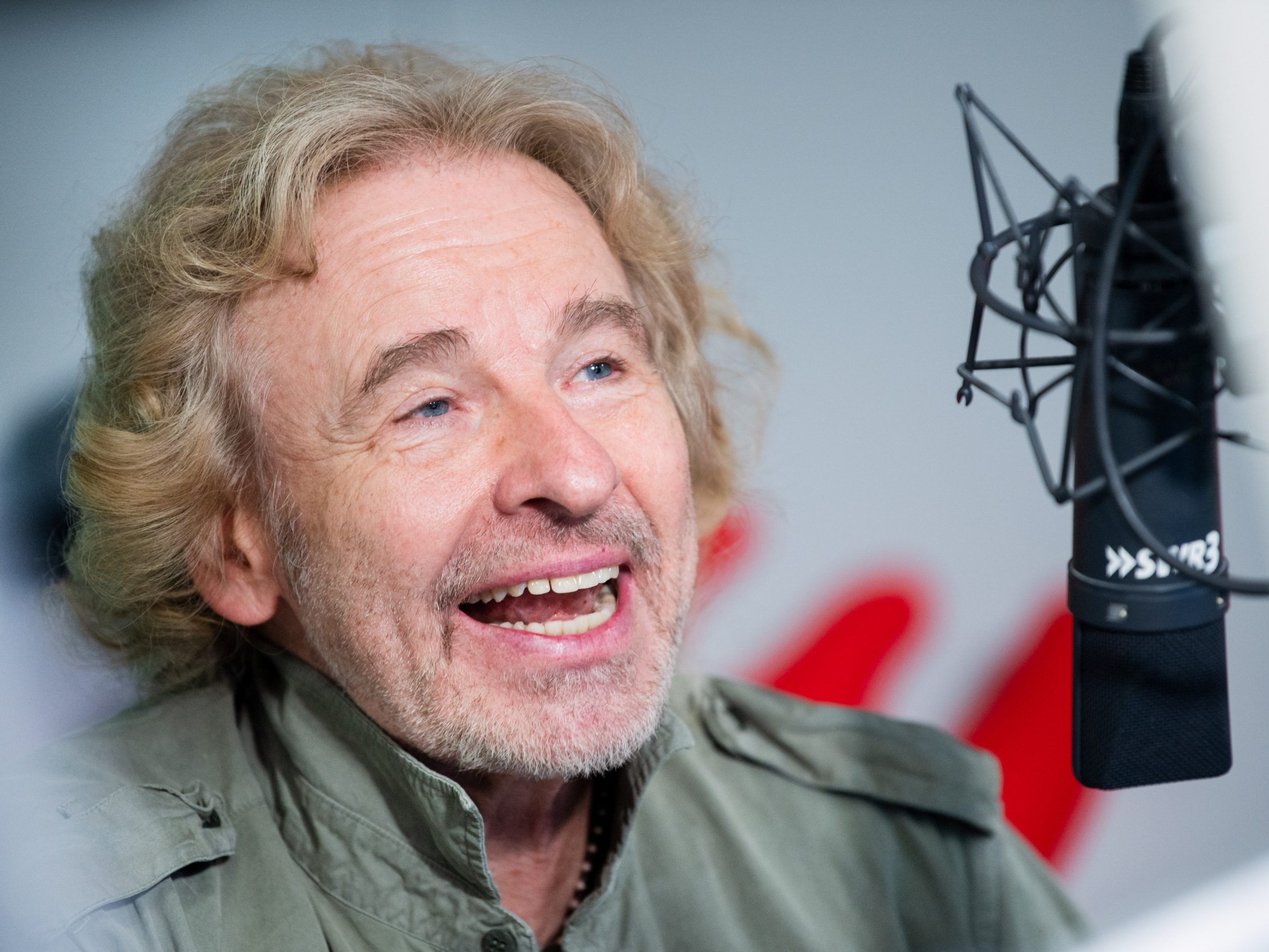 Ein Bild von seiner SWR3-Radioshow. Ein Bild von seiner SWR3-Radioshow.