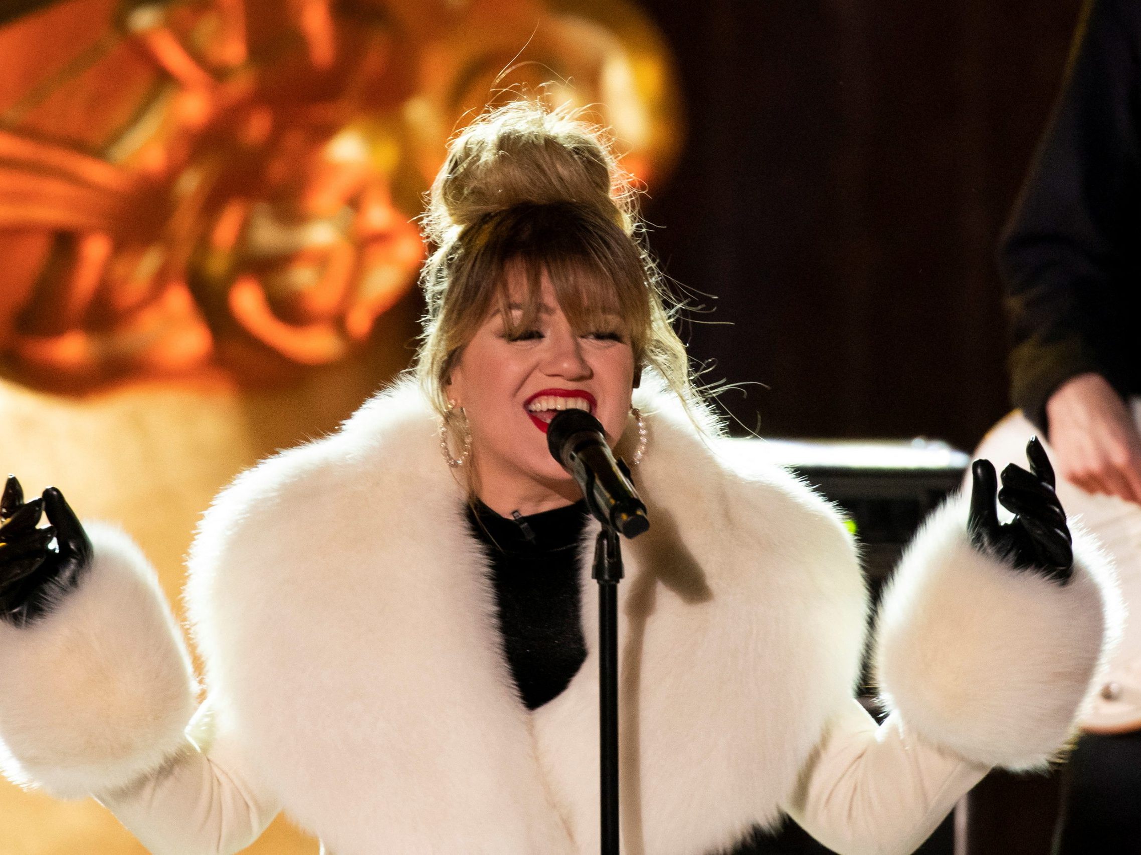 Kelly Clarkson hat in die Vergangenheit geblickt. Kelly Clarkson hat in die Vergangenheit geblickt.