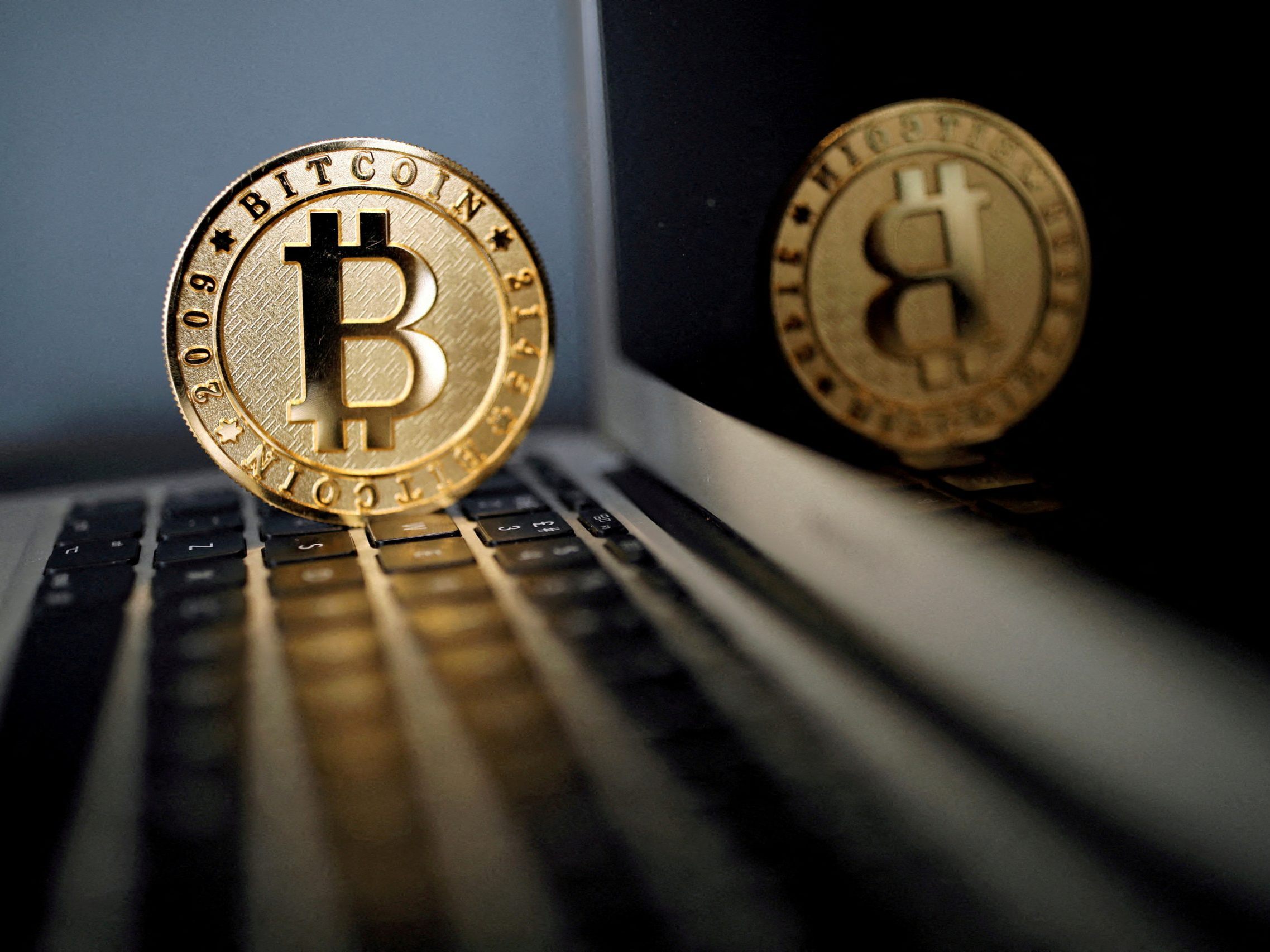 Bitcoin erreichte mit 45.488 Dollar einen 21-Monats-Höchststand.