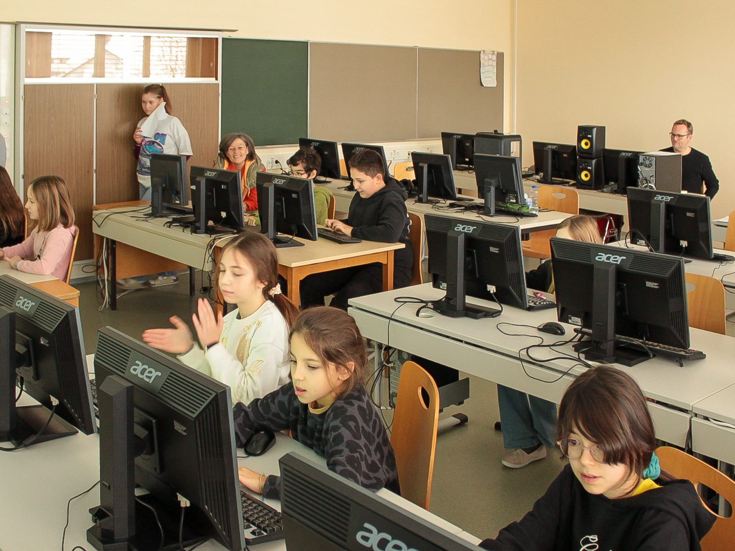 Die Mittelschule Lochau lud zum Tag der offenen Tür Die Mittelschule Lochau lud zum Tag der offenen Tür