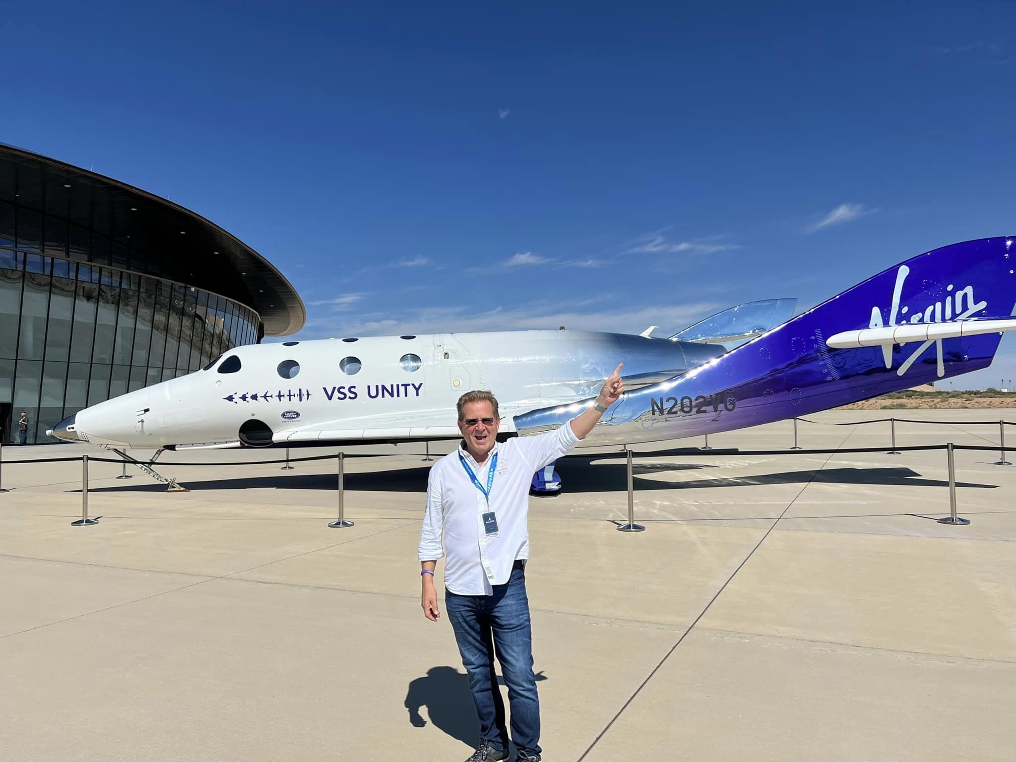 Der erste Weltraumtourist aus Österreich ist vor seinem Flug ins All. Der erste Weltraumtourist aus Österreich ist vor seinem Flug ins All.