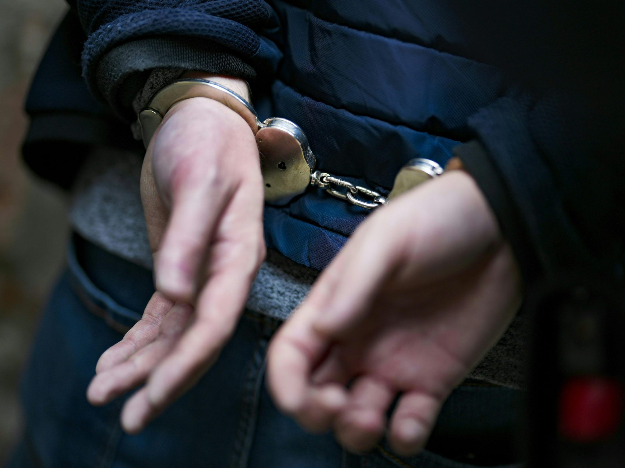 Für den Einbrecher klickten die Handschellen. Für den Einbrecher klickten die Handschellen.