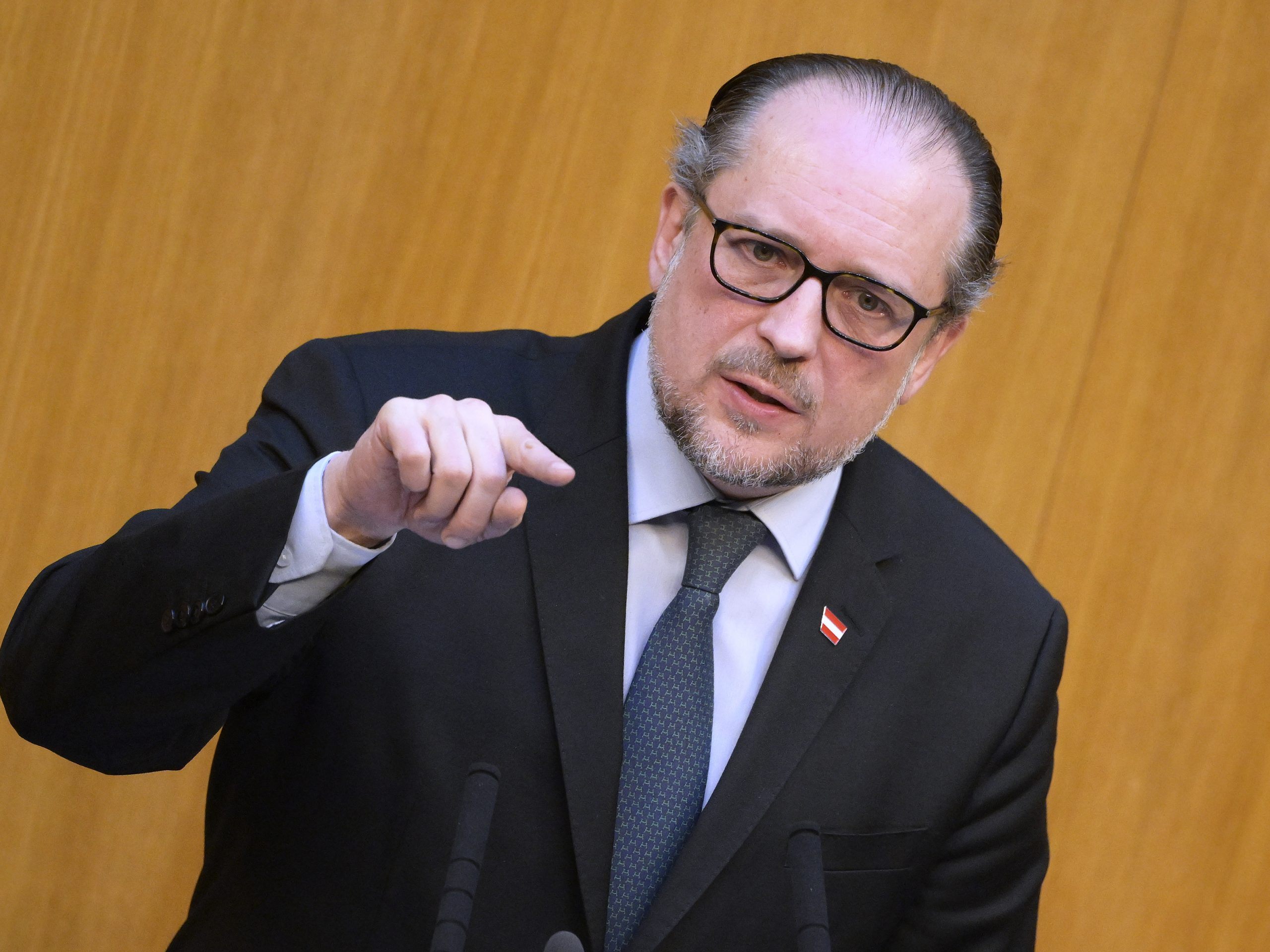 Außenminister Schallenberg kritisiert Israel für den unzureichenden Schutz der Zivilisten in Gaza. Außenminister Schallenberg kritisiert Israel für den unzureichenden Schutz der Zivilisten in Gaza.
