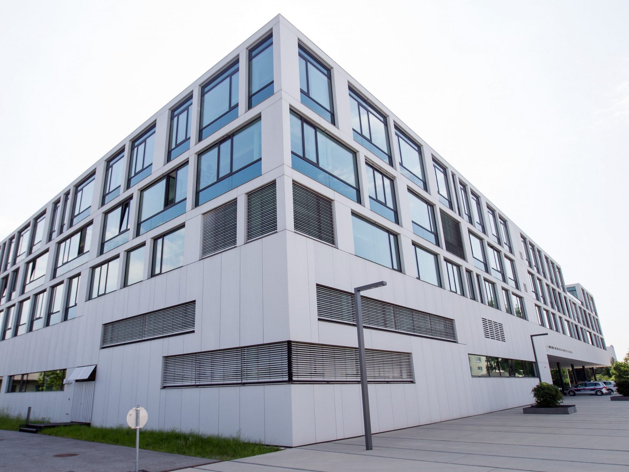 Prozess um Bluttat in Strasshof endete mit Unterbringung. Im Bild: Das Landesgericht Korneuburg. Prozess um Bluttat in Strasshof endete mit Unterbringung. Im Bild: Das Landesgericht Korneuburg.