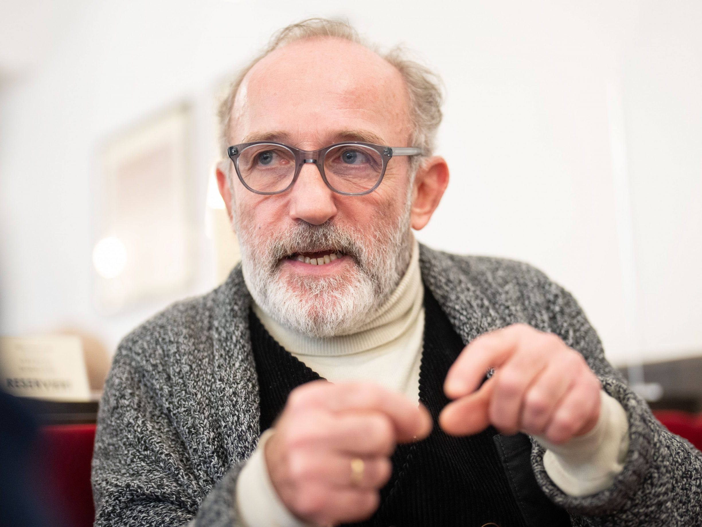 "Märchen begleiten mich", erklärt Karl Markovics. "Märchen begleiten mich", erklärt Karl Markovics.