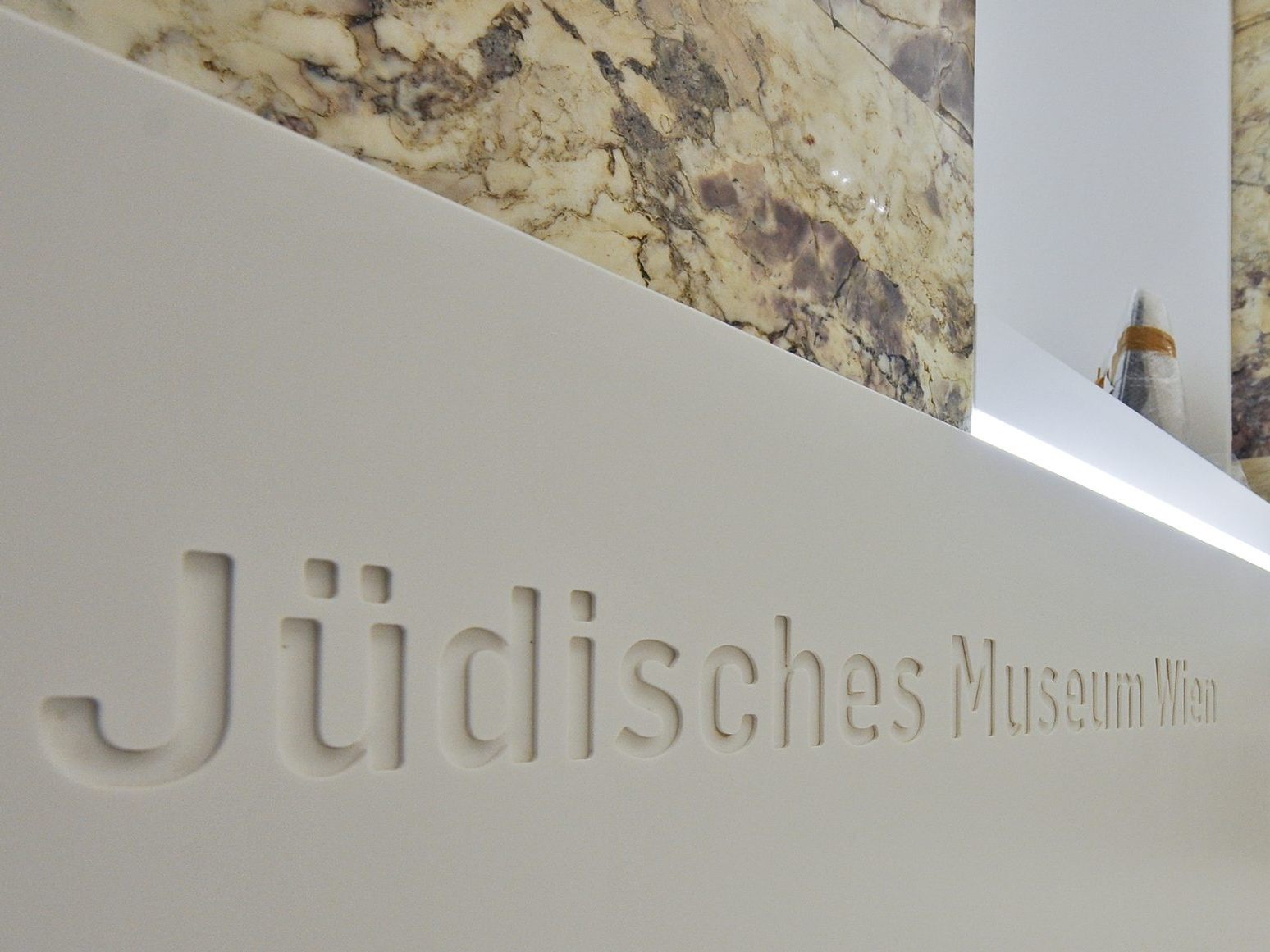 Das Jüdische Museum in Wien beschäftigt sich mit dem Hamas-Angriff. Das Jüdische Museum in Wien beschäftigt sich mit dem Hamas-Angriff.