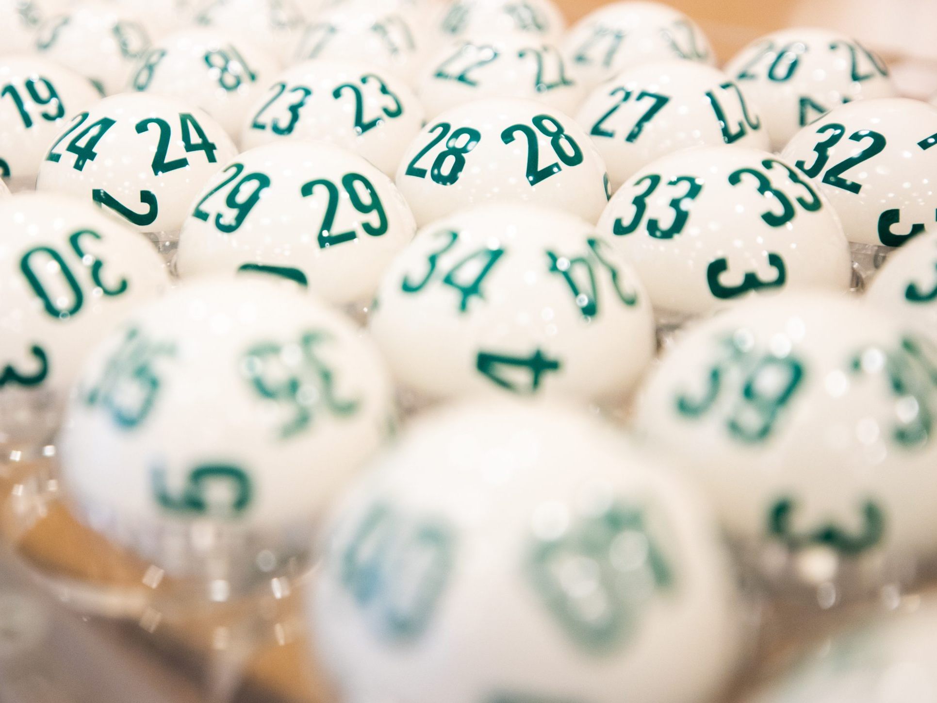 Ein Wiener durfte sich über einen Solo-Sechser im Lotto und damit über eine Million Euro freuen.