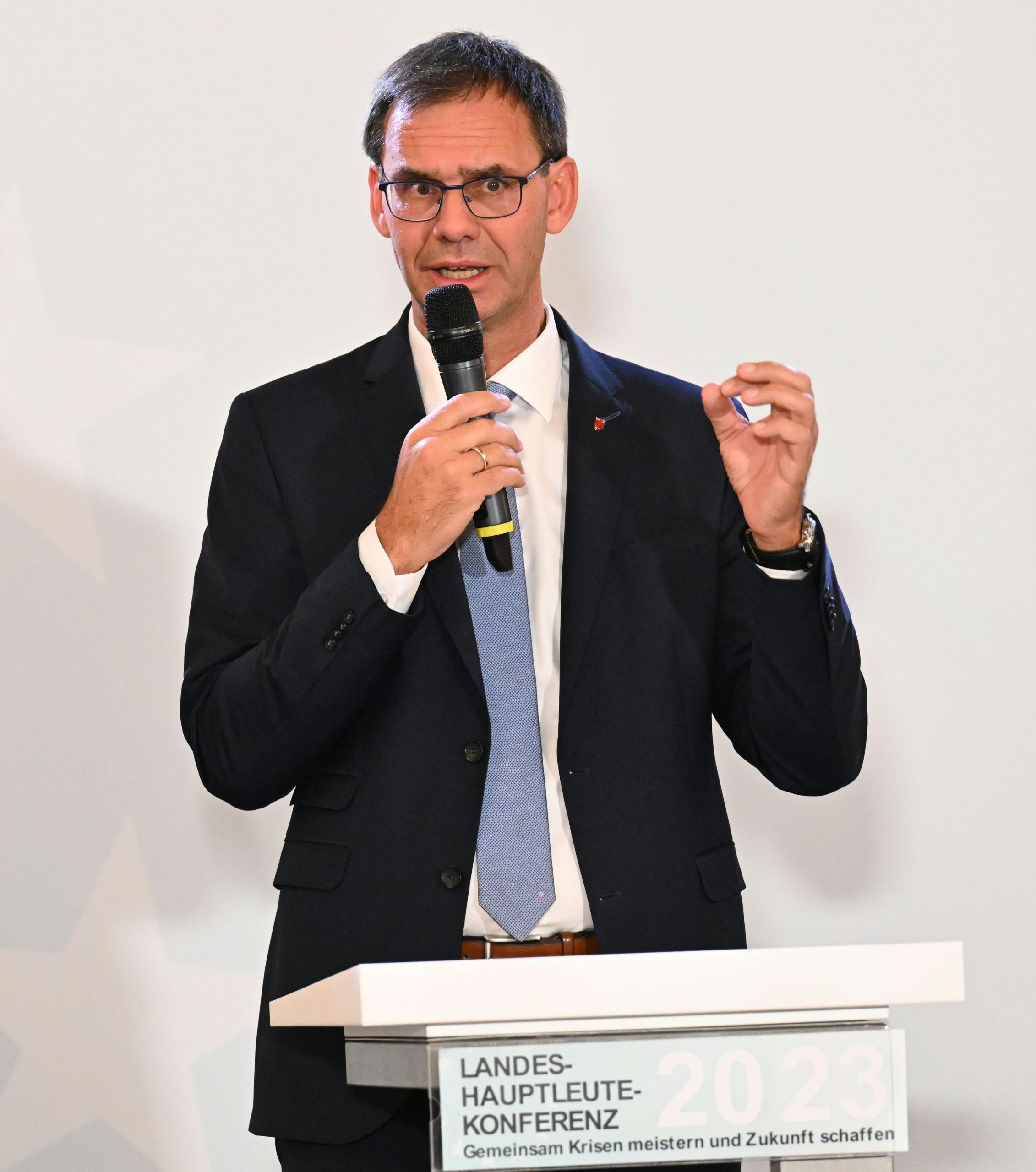 Vorarlbergs Landeshauptmann Markus Wallner (ÖVP) fordert eine Besoldungsreform für die Polizei Vorarlbergs Landeshauptmann Markus Wallner (ÖVP) fordert eine Besoldungsreform für die Polizei
