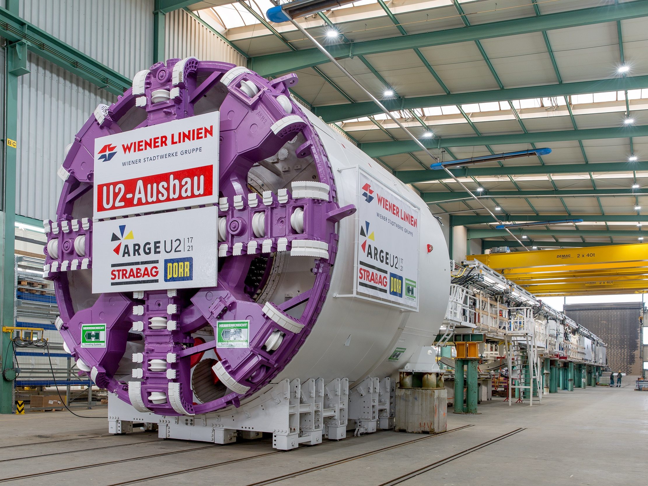 U2-Verlängerung: Tunnelbaumaschine über 1.000 Tonnen schwer. U2-Verlängerung: Tunnelbaumaschine über 1.000 Tonnen schwer.