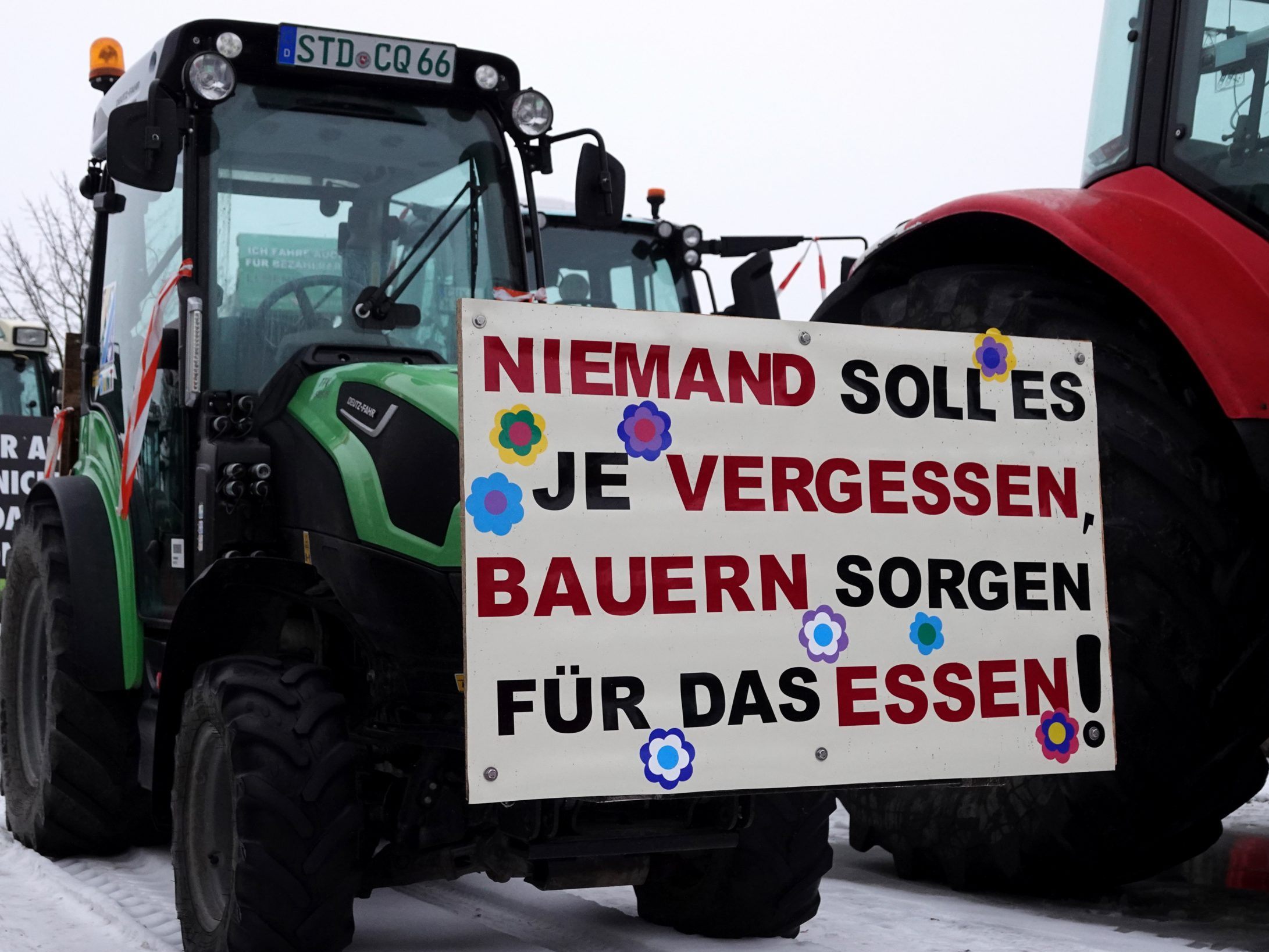 Ein Faktencheck der APA zeigt: Es waren kaum österreichische Bauern bei den Protesten der Landwirte in Deutschland dabei. Ein Faktencheck der APA zeigt: Es waren kaum österreichische Bauern bei den Protesten der Landwirte in Deutschland dabei.
