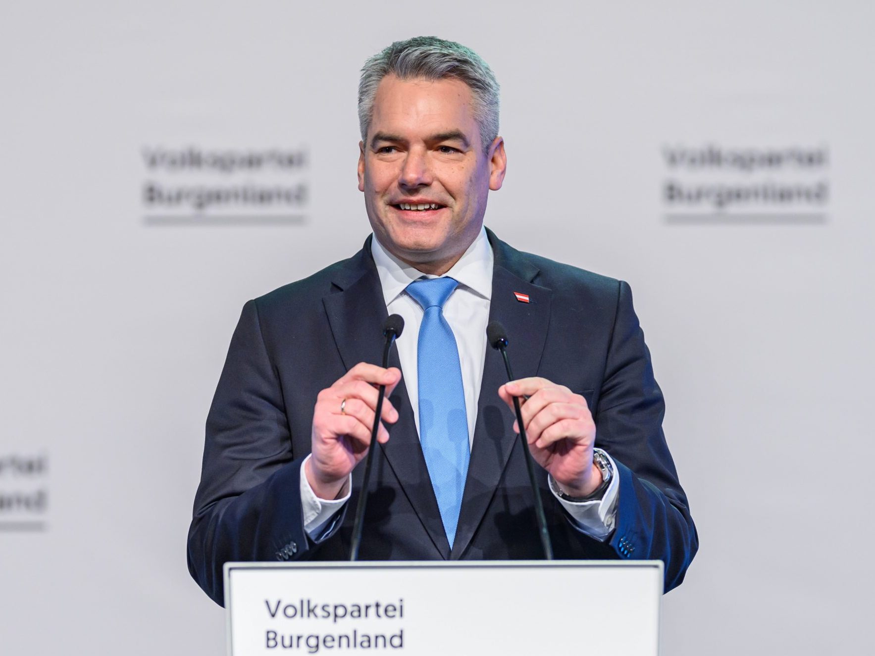 Der Kanzler ist zudem für ein Verbot von "Gender-Missbrauch".