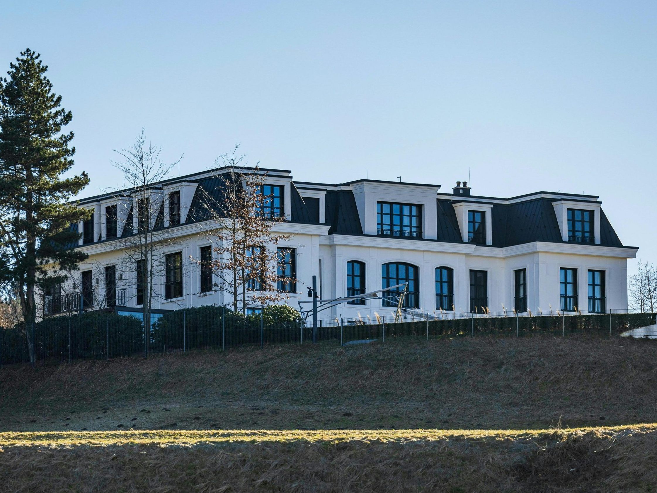 Die Benko-Villa beschäftigt die Politik. Die Benko-Villa beschäftigt die Politik.