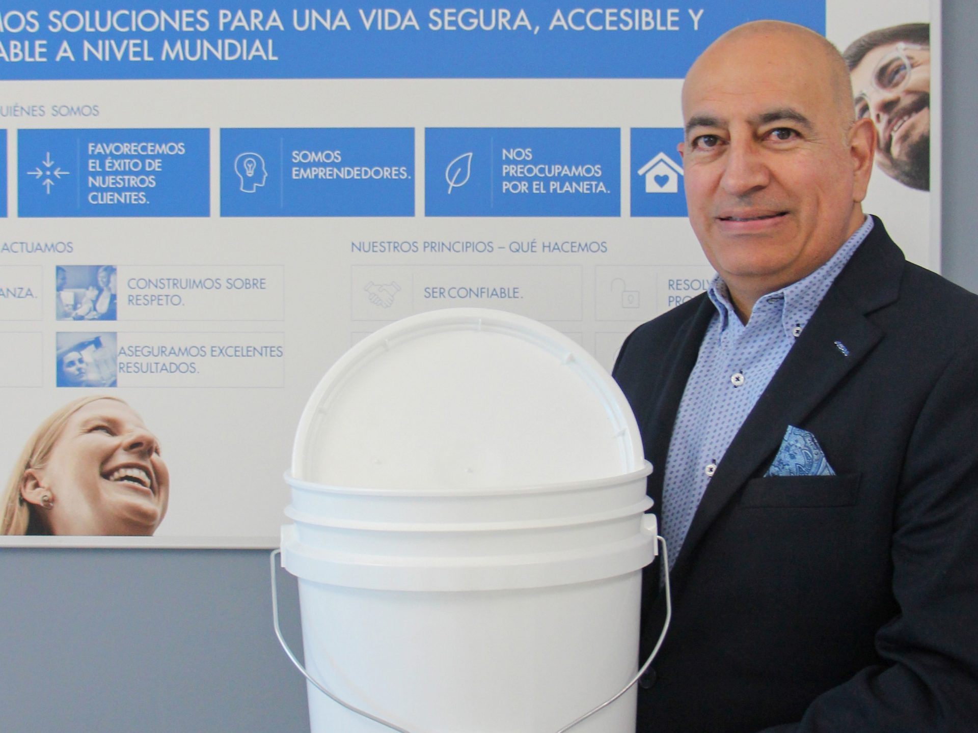 ALPLA übernimmt den Verpackungsspezialisten Fortiflex mit Sitz in Puerto Rico und stärkt damit sein Portfolio für großvolumige Behälter. Im Bild Carlos Torres, ALPLA Managing Director Mexico, Central America and the Caribbean.