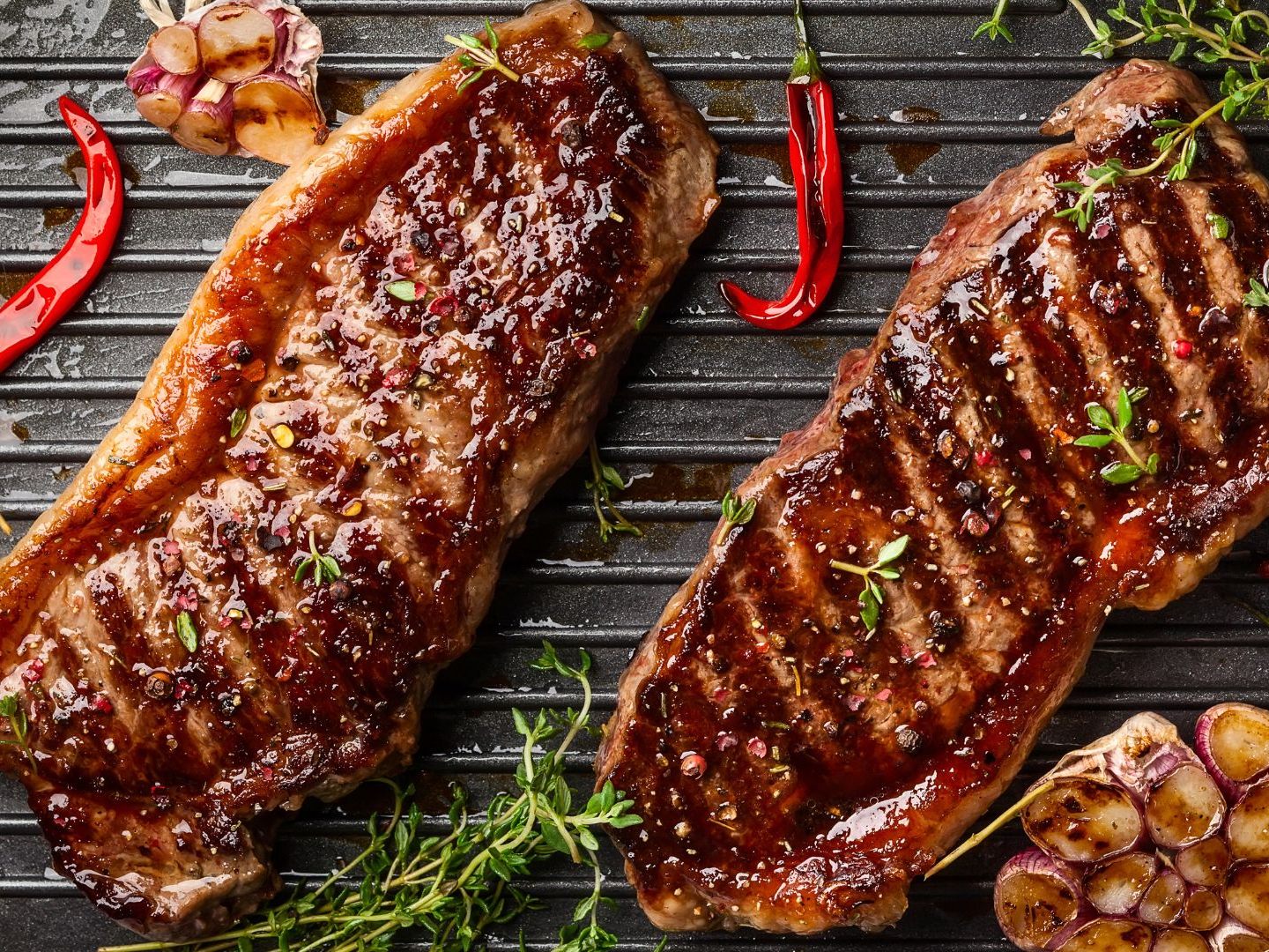 Die Carnivore-Diät sieht ausschließlich Fleisch am Speiseplan vor. Die Carnivore-Diät sieht ausschließlich Fleisch am Speiseplan vor.