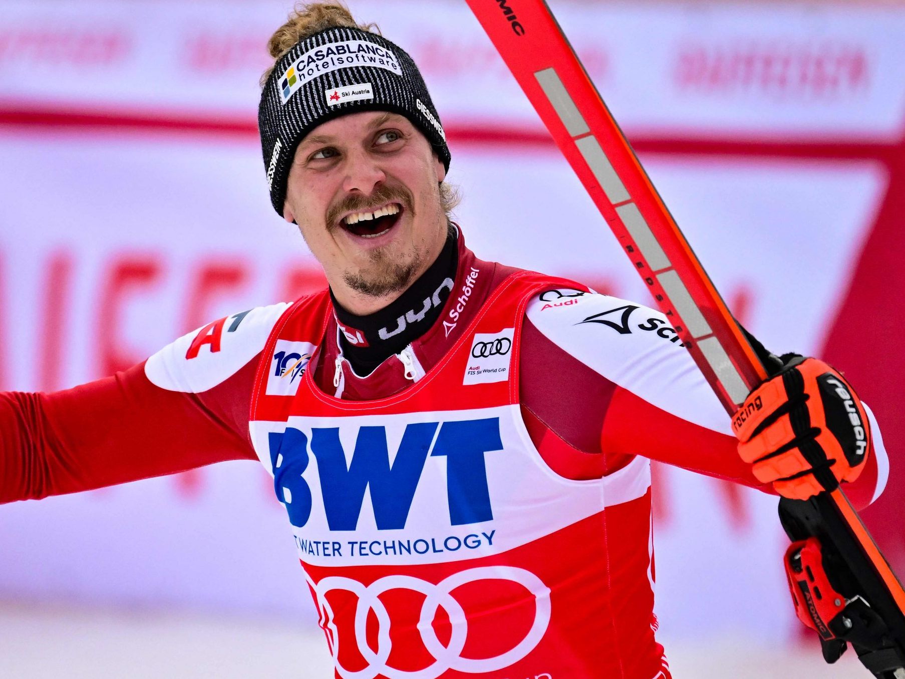 Feller weiter in Slalom-Überform: Wengen-Sieg vor McGrath. Feller weiter in Slalom-Überform: Wengen-Sieg vor McGrath.