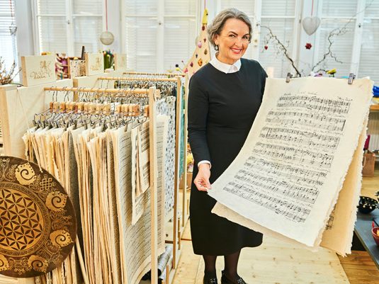 Im Schauraum von Helga Hagen W finden sich viele besondere Geschenke. Im Schauraum von Helga Hagen W finden sich viele besondere Geschenke.