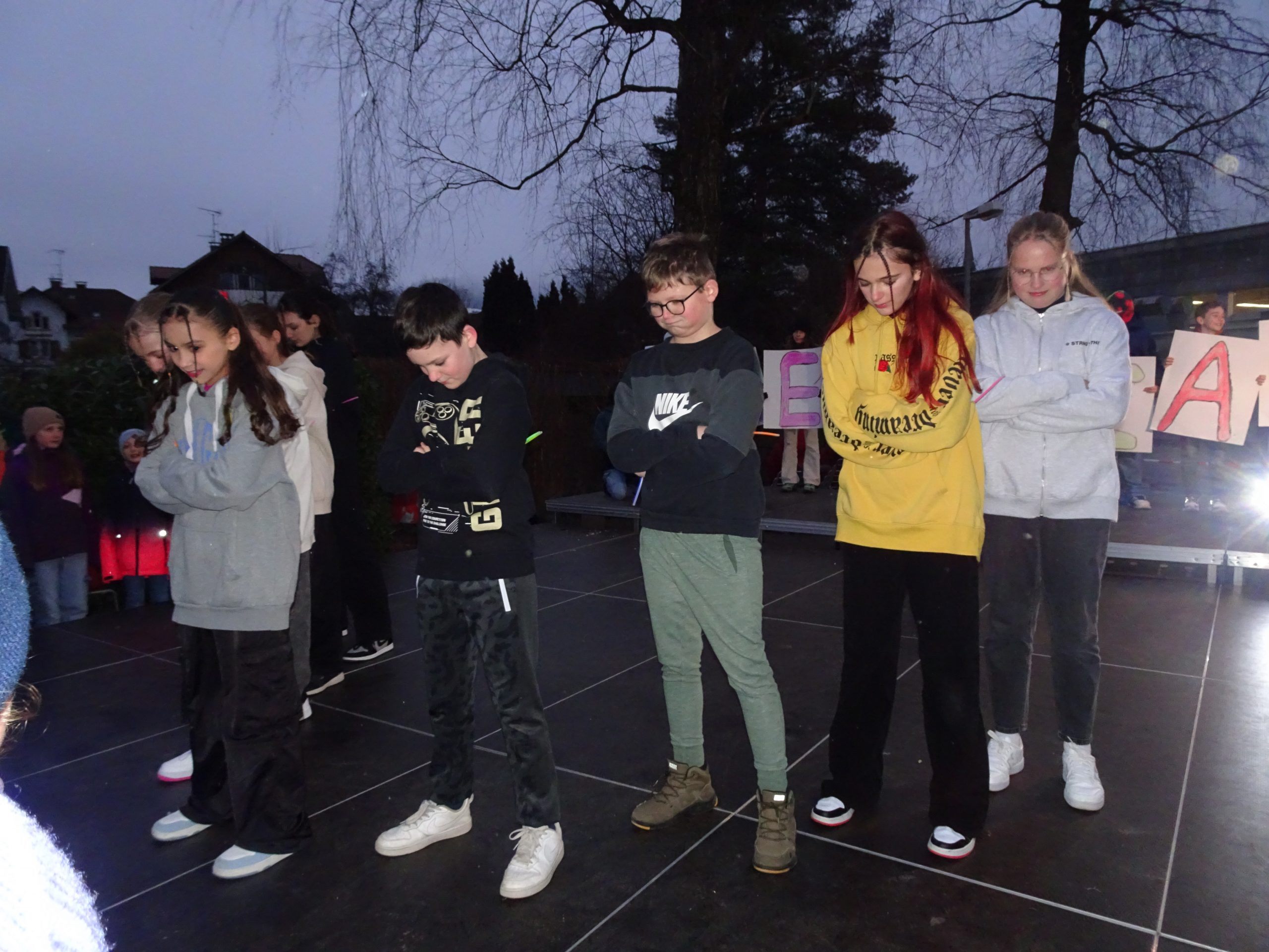 Alle Schulklassen präsentierten verschiedene Auftritte und sorgten für viel Applaus beim diesjährigen Schulfest der MS Baumgarten. Alle Schulklassen präsentierten verschiedene Auftritte und sorgten für viel Applaus beim diesjährigen Schulfest der MS Baumgarten.