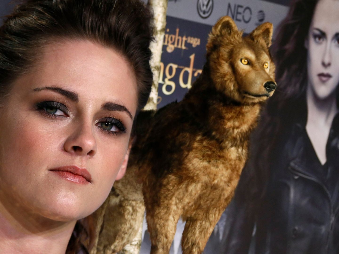 Kristen Stewart, bekannt aus der "Twilight"-Saga, interpretiert den Film rückblickend als eine Geschichte mit nicht-heterosexuellen Untertönen. Kristen Stewart, bekannt aus der "Twilight"-Saga, interpretiert den Film rückblickend als eine Geschichte mit nicht-heterosexuellen Untertönen.