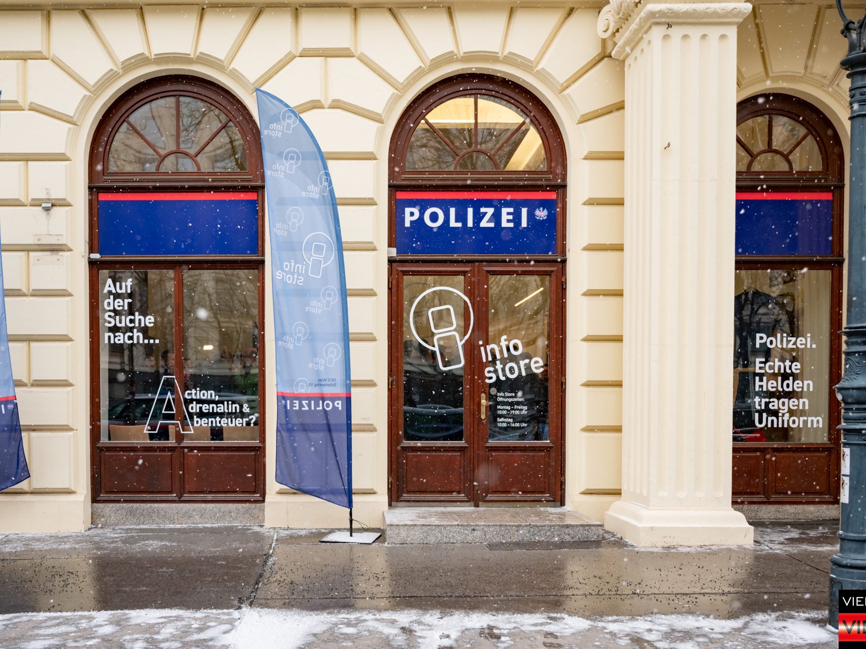 011225023 An homage to Life Ball - A night to remenber