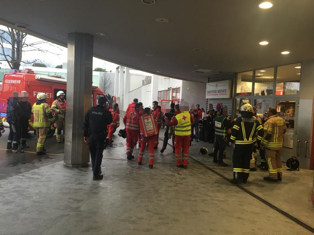 Großeinsatz im Messepark. Großeinsatz im Messepark.
