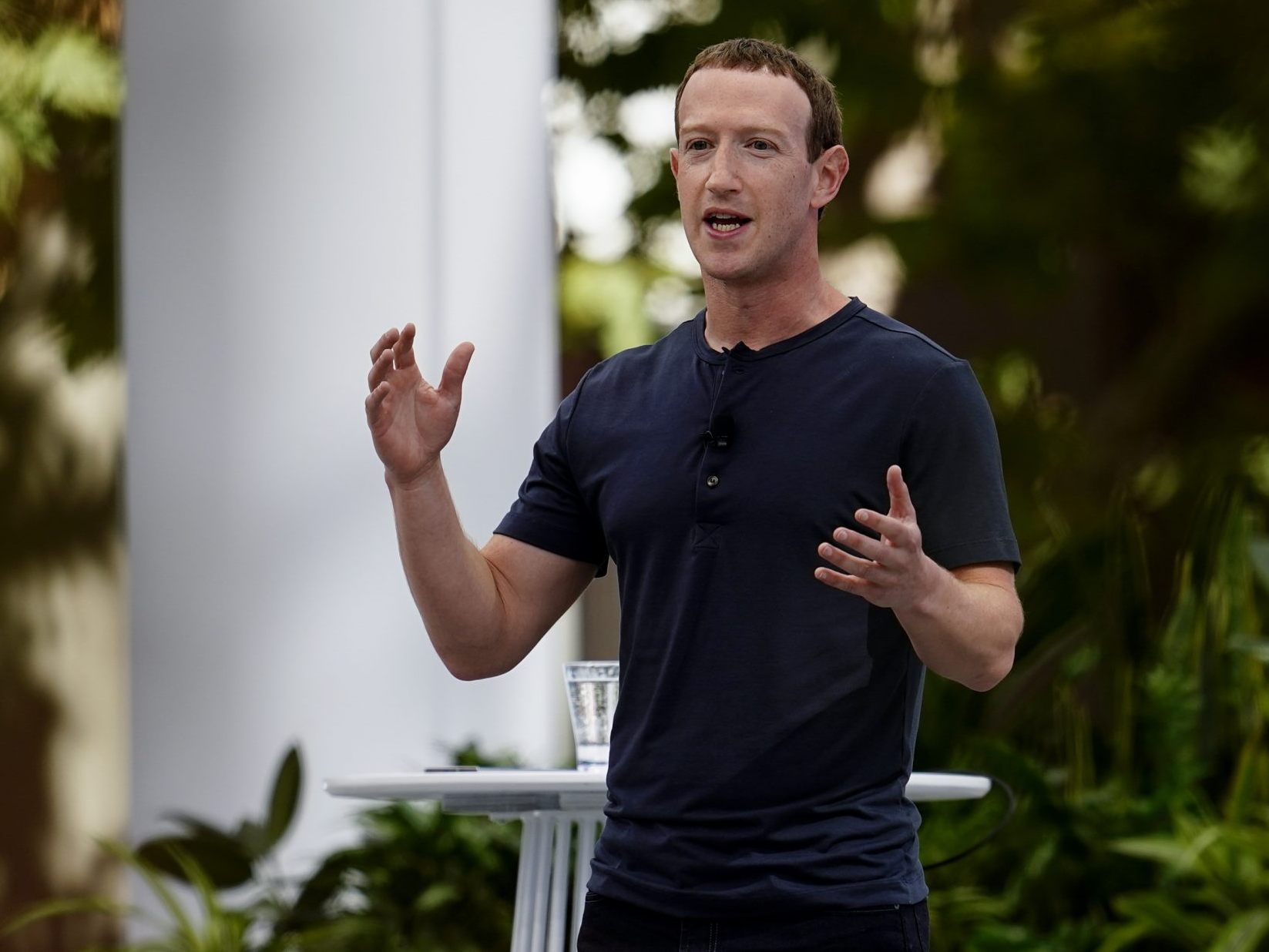 Zuckerberg sorgt mit seiner Rinderzucht für Empörung. Zuckerberg sorgt mit seiner Rinderzucht für Empörung.