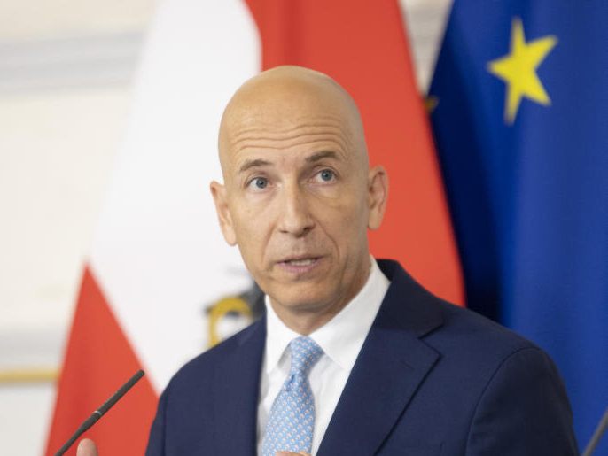 Wirtschaftsminister Martin Kocher (ÖVP) erwartet, dank der angespannten Lage im Roten Meer, Preissteigerungen. Wirtschaftsminister Martin Kocher (ÖVP) erwartet, dank der angespannten Lage im Roten Meer, Preissteigerungen.