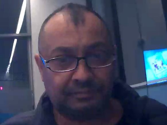 Die Polizei bittet um Hinweise zu diesem Mann.