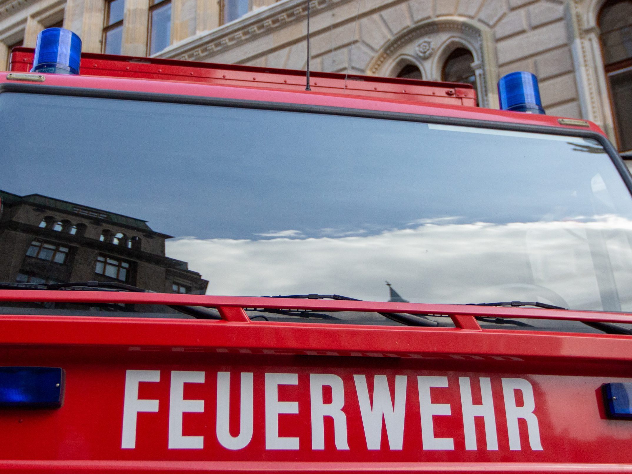 Ein Wohnungsbrand in Wien forderte ein Todesopfer. Ein Wohnungsbrand in Wien forderte ein Todesopfer.