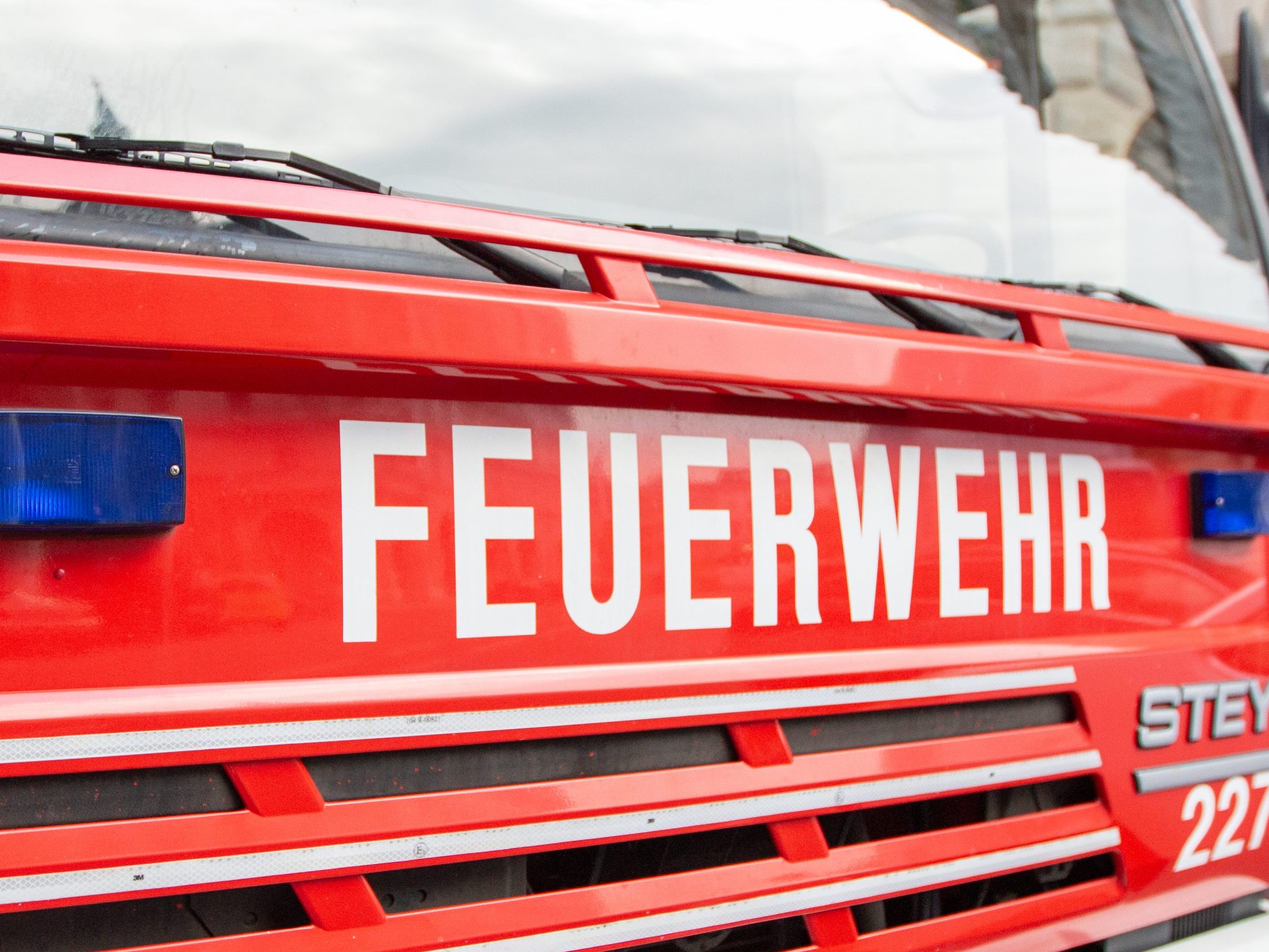 Großer Einsatz der Feuerwehr wegen eines Schwelbrands in Lüftung eines Wiener Lokals. Großer Einsatz der Feuerwehr wegen eines Schwelbrands in Lüftung eines Wiener Lokals.