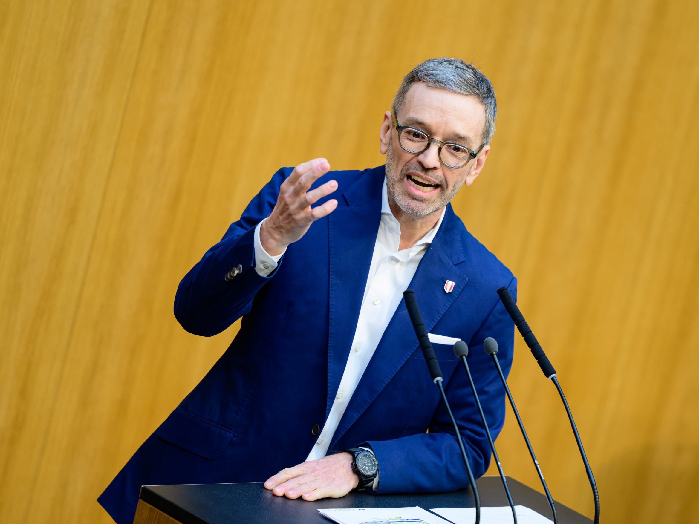 Ukraine - Kickl: "Fass ohne Boden".