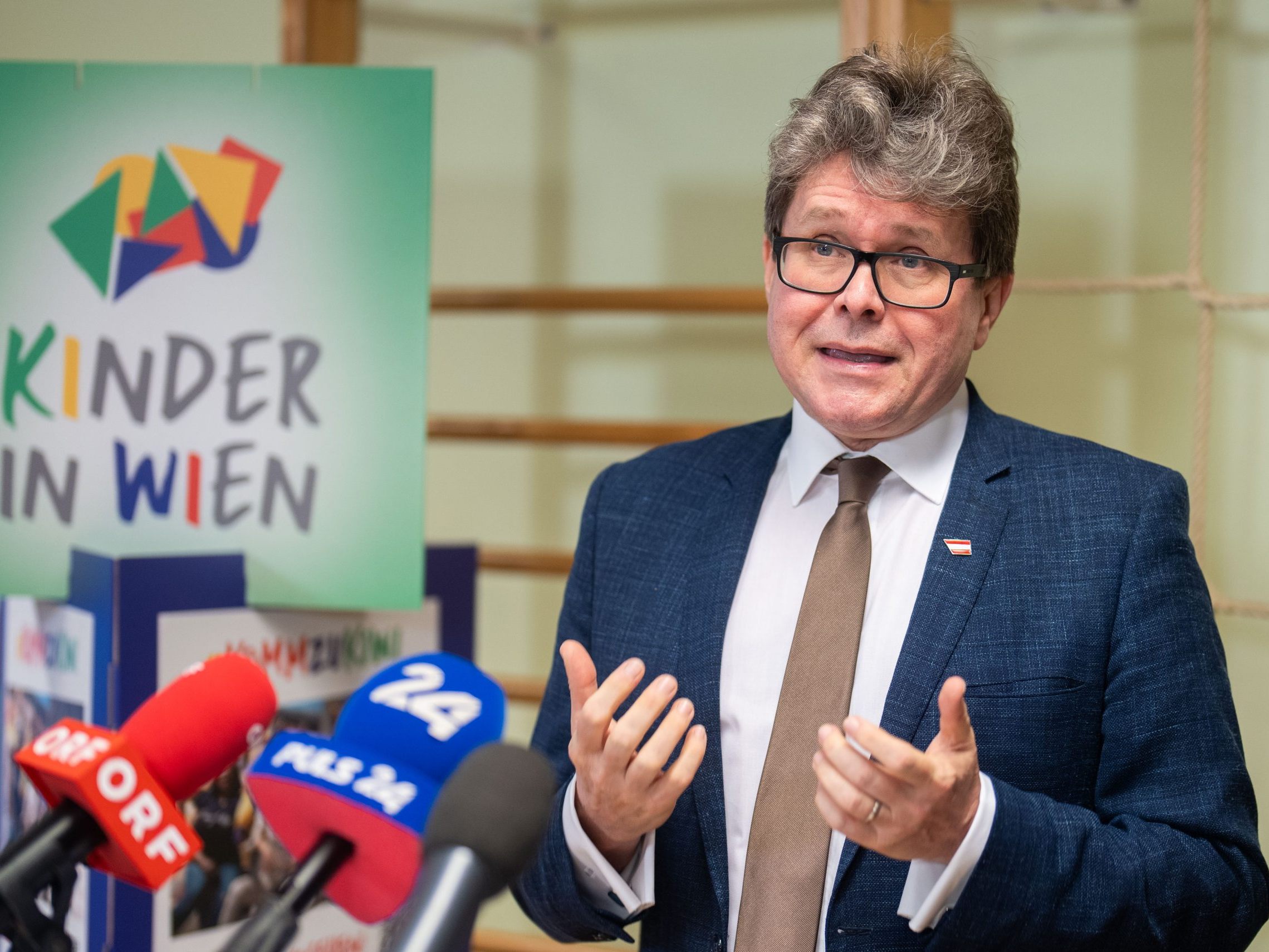 Polaschek am Dienstag in einem Kindergarten.