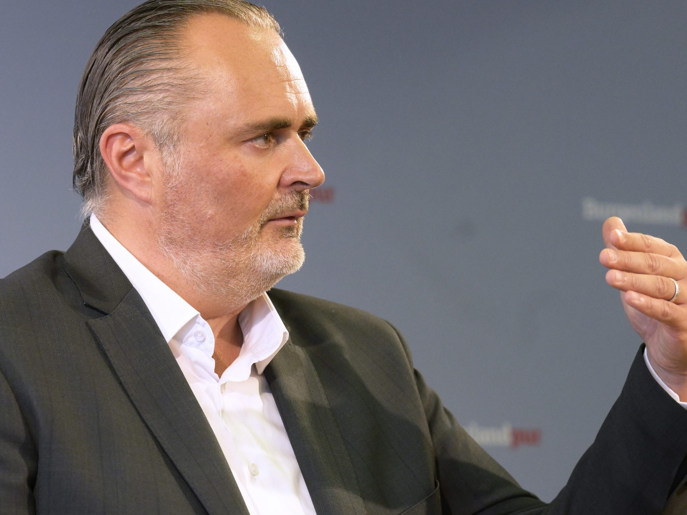 Das Gemeindepaket im Burgenland soll nun auf kommunaler Ebene diskutiert werden. Das Gemeindepaket im Burgenland soll nun auf kommunaler Ebene diskutiert werden.